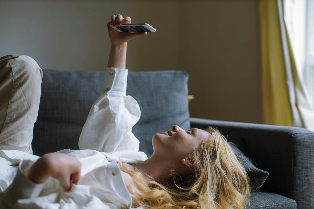 Can Digital Chemistry Turn Into Something That Feels Emotionally Real?