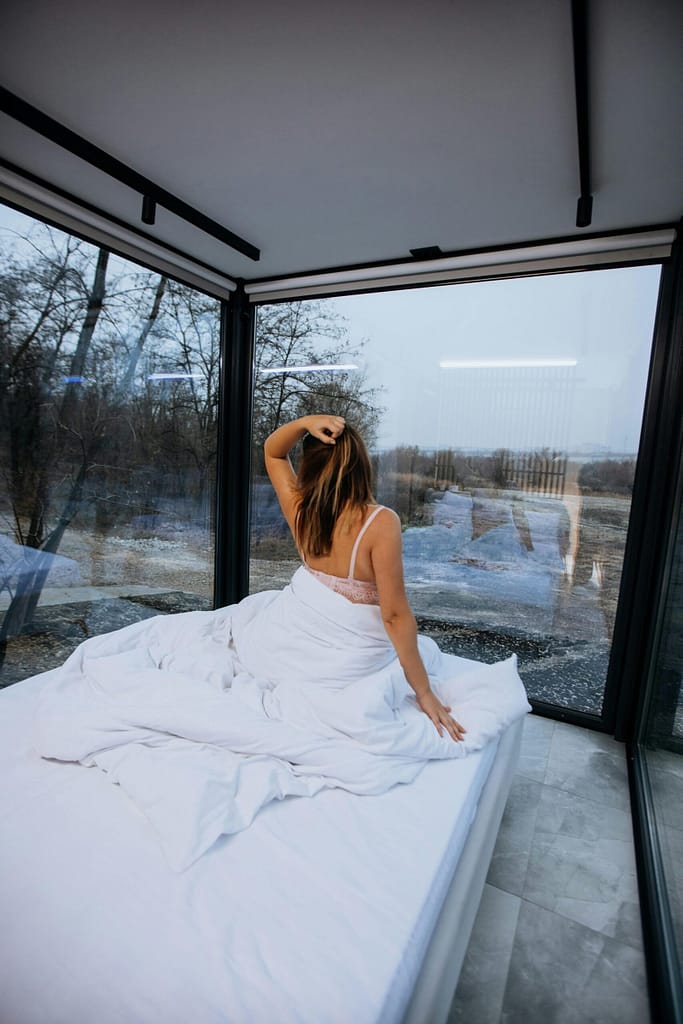 How Do Some Cam Models Turn Everyday Life Into Part Of The Experience?
